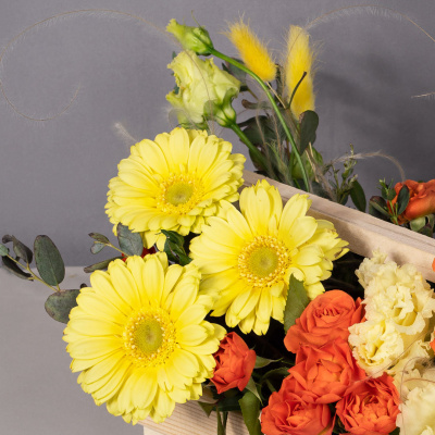 Ящик с цветами N 47024