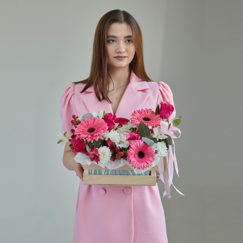 Ящик с герберами школьный арт. 84611