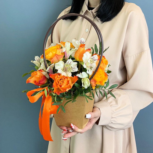 Сумочка с оранжевыми розами Кения и альстромерией арт. 66996-Р